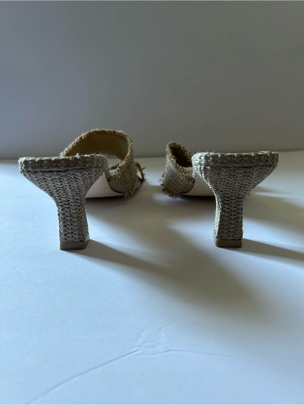 Cult Gaia Raffia Heeled sandals - Picture 9 of 10